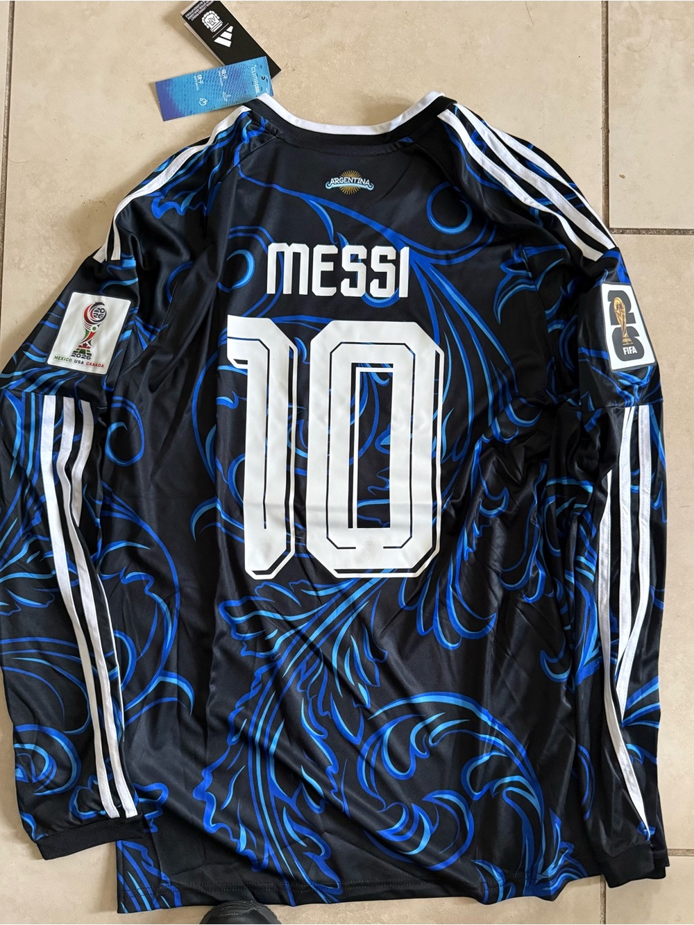 Adidas brand new soccer jersey world cup lionel messi long sleeve soccer jersey - Picture 6 of 9